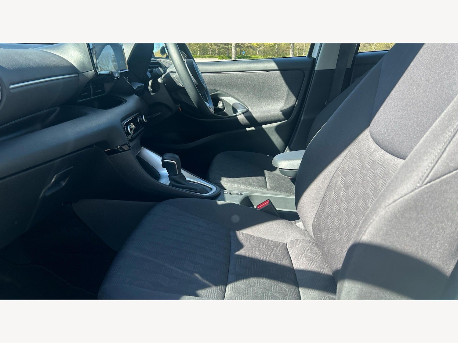 Used Toyota Yaris 2024 for sale - 78058417: Photo 12