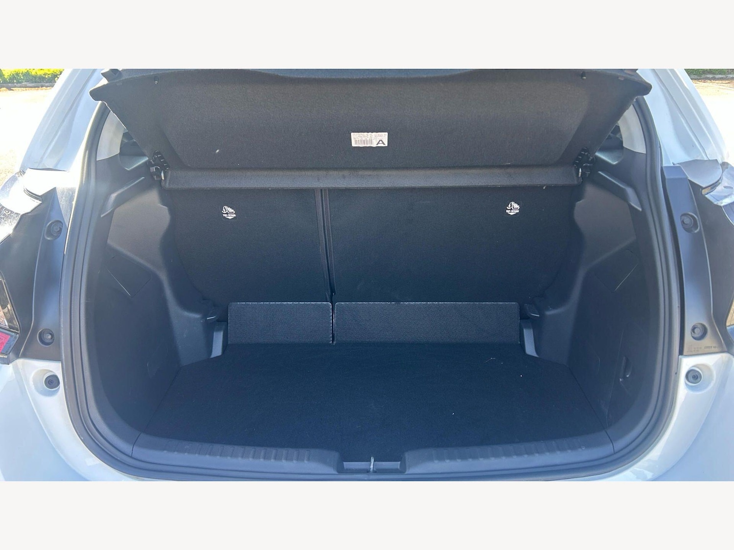 Used Toyota Yaris 2024 for sale - 78058417: Photo 16