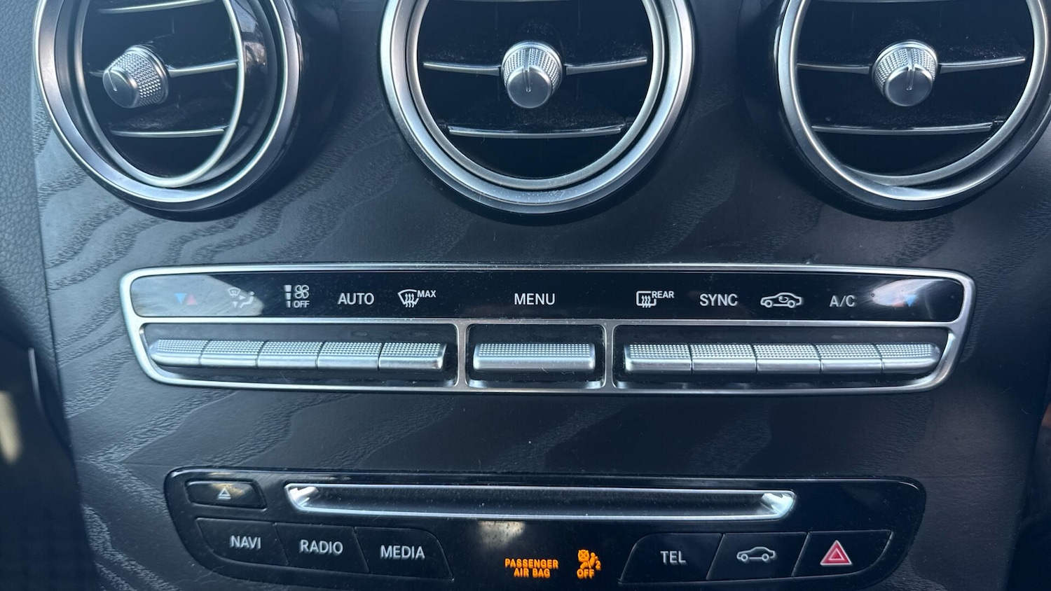 Used Mercedes-Benz GLC 2018 for sale - 77908576: Photo 37