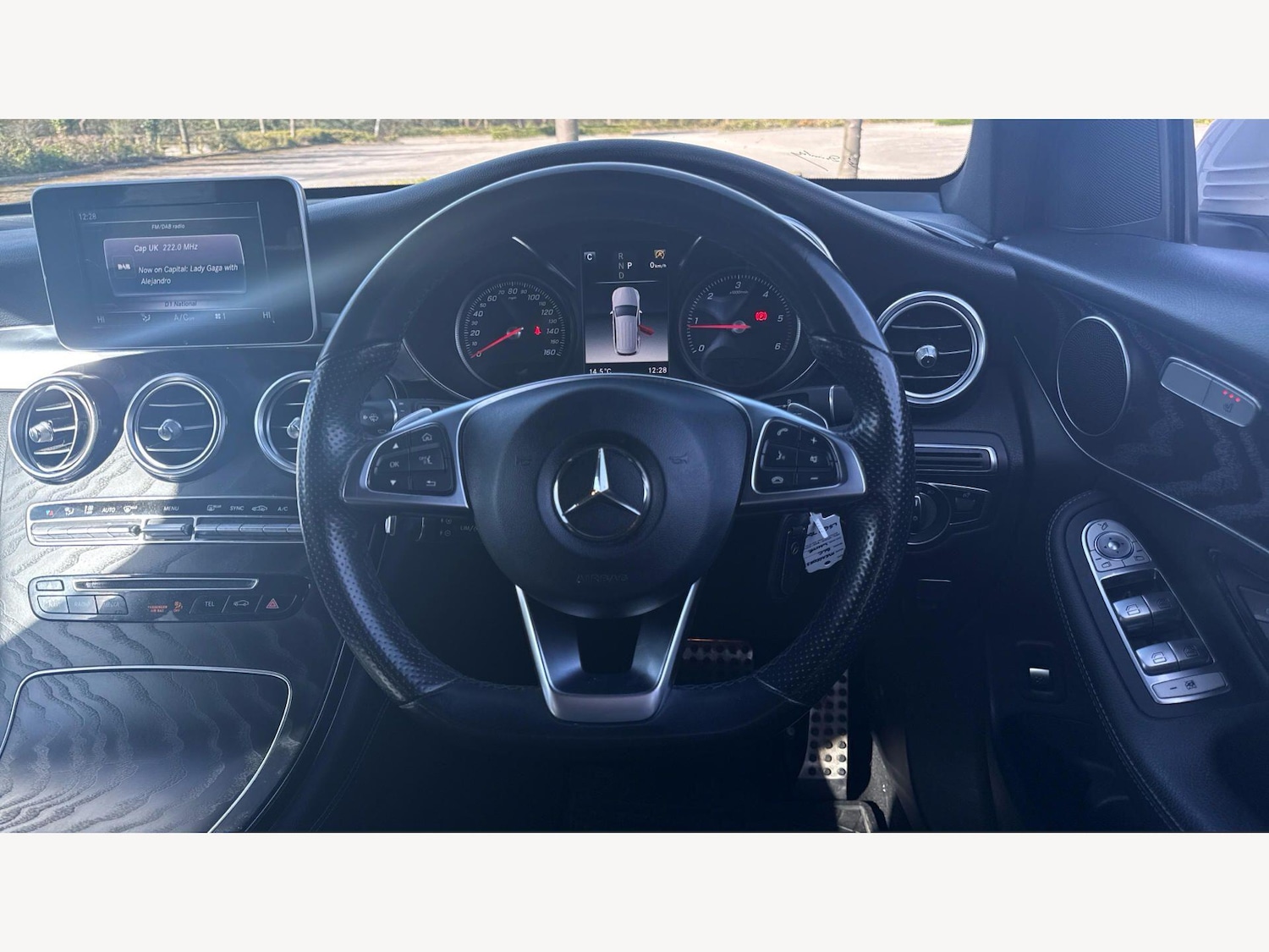 Used Mercedes-Benz GLC 2018 for sale - 77908576: Photo 8