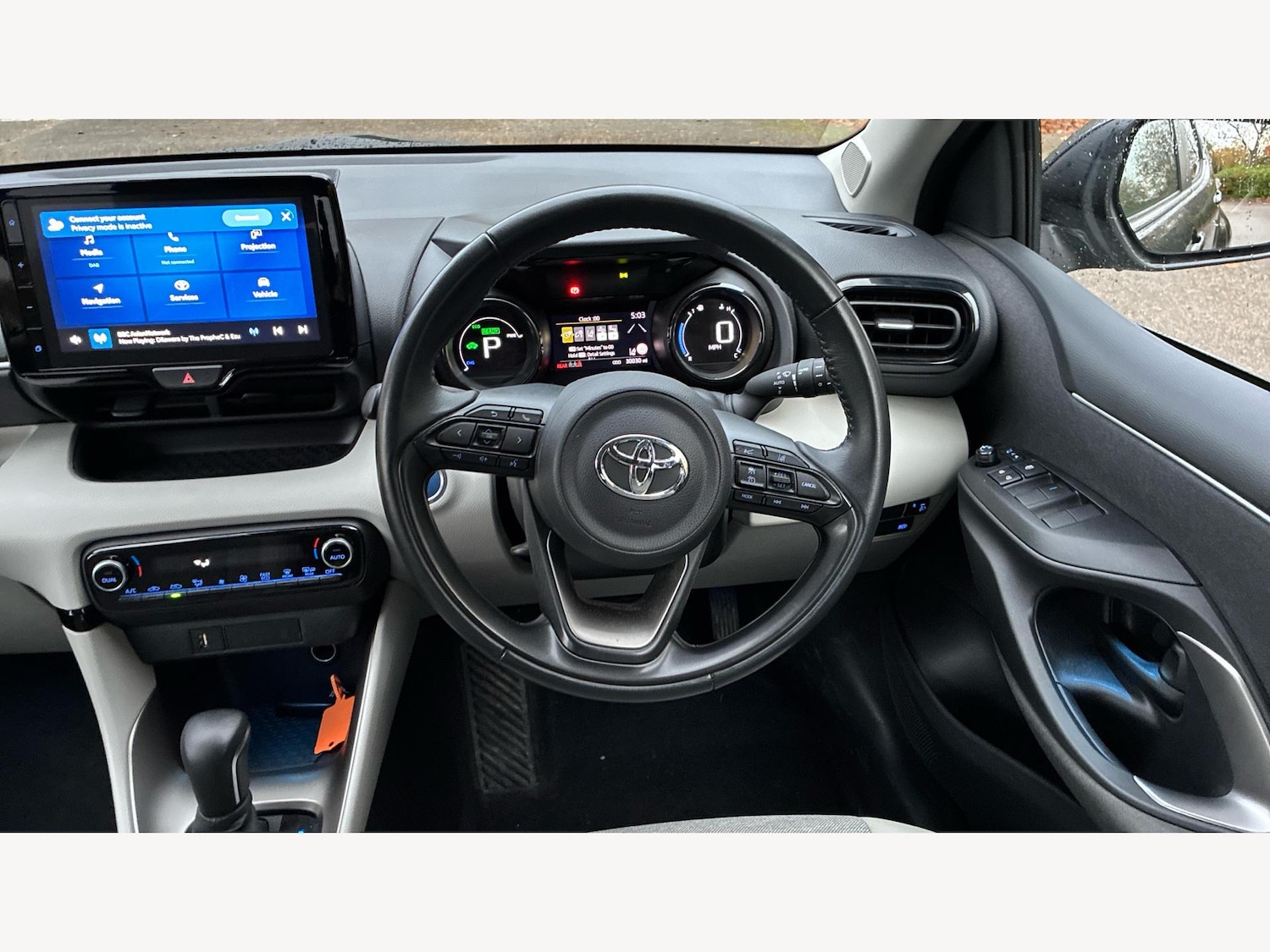 Used Toyota Yaris 2022 for sale - 76423680: Photo 8