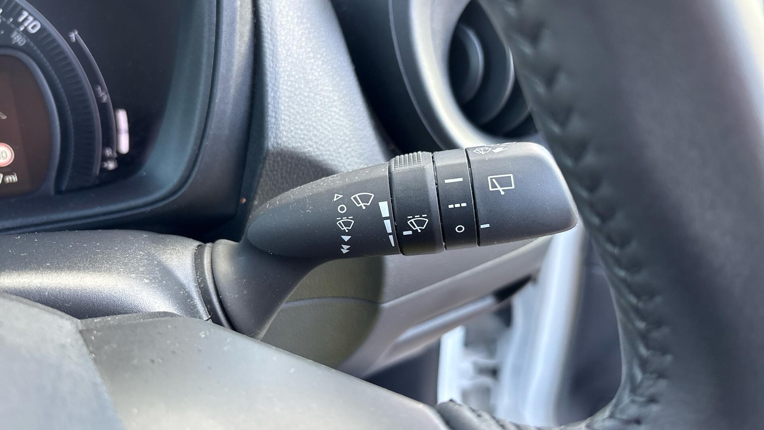 Used Toyota Aygo X 2024 for sale - 77215469: Photo 34