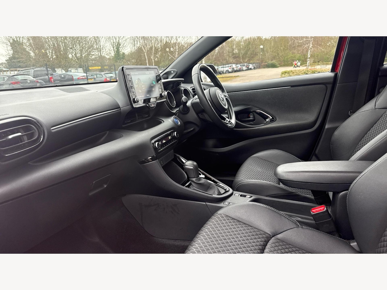 Used Toyota Yaris 2022 for sale - 77314994: Photo 12