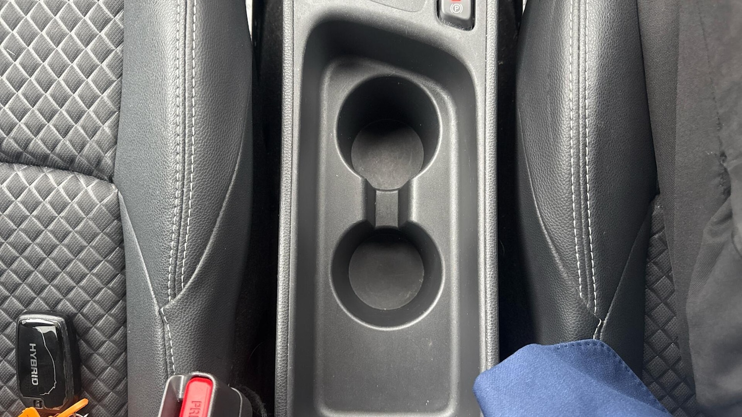 Used Toyota Yaris 2022 for sale - 77314994: Photo 40