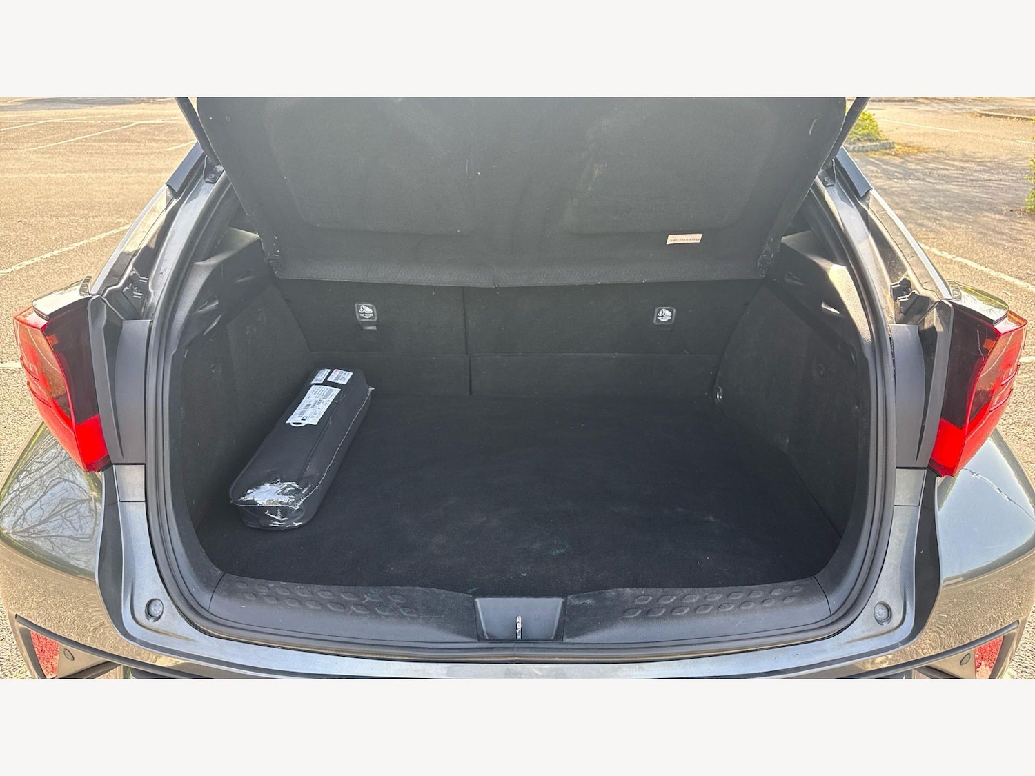 Used Toyota C-HR 2020 for sale - 78184633: Photo 15