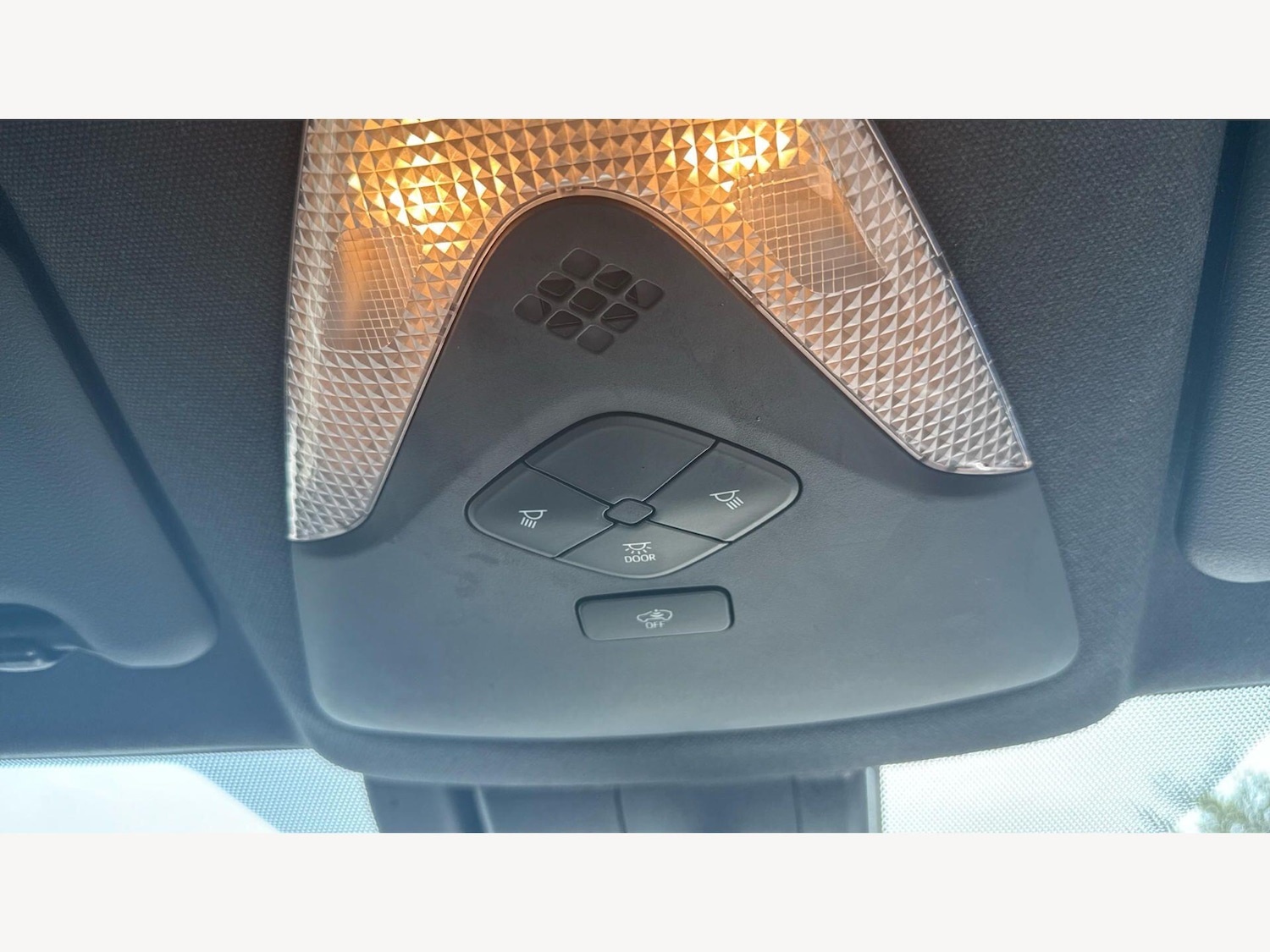 Used Toyota C-HR 2020 for sale - 78184633: Photo 31