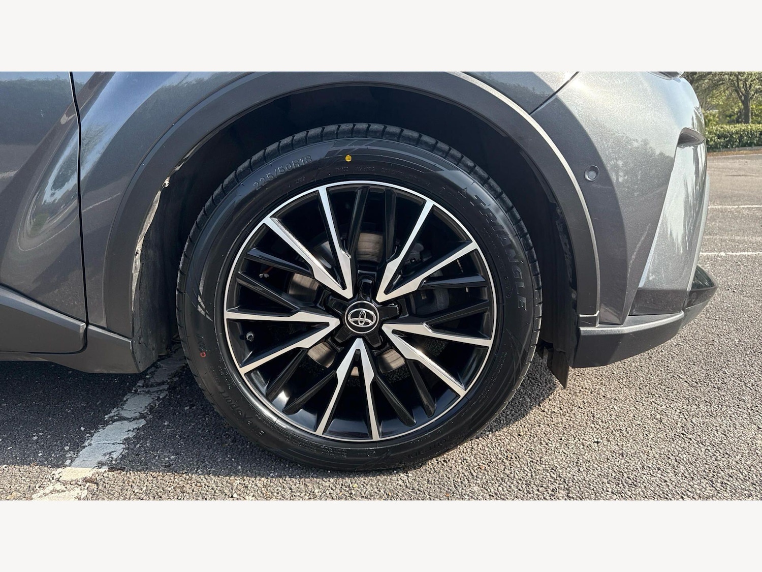 Used Toyota C-HR 2020 for sale - 78184633: Photo 34