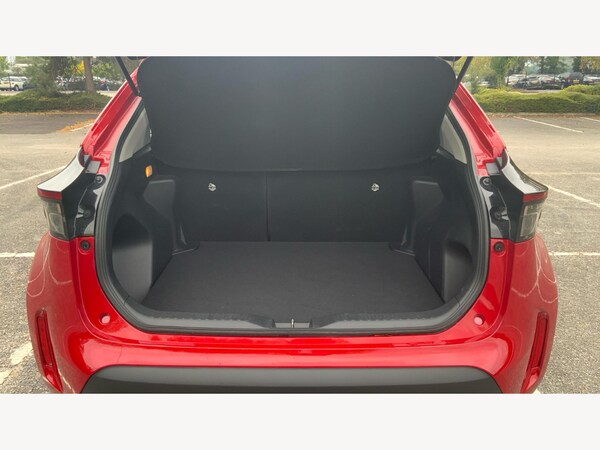 Used Toyota Yaris Cross 2024 for sale - 76247165: Photo 16