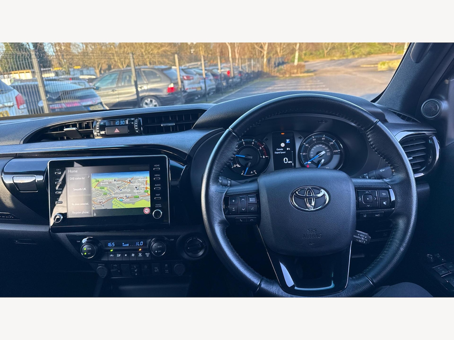 Used Toyota Hilux 2023 for sale - 77216020: Photo 7