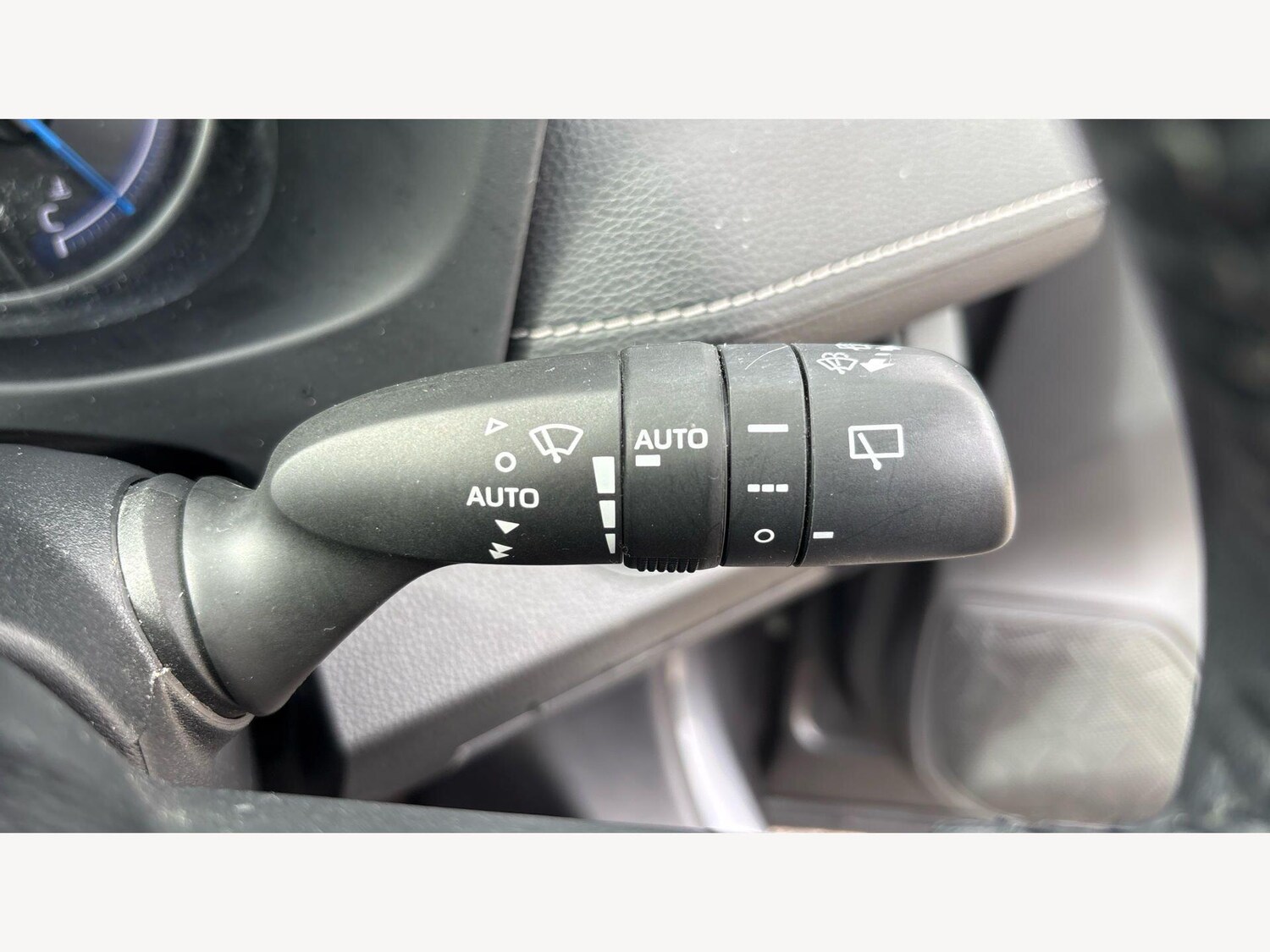 Used Toyota RAV4 for sale - 78214148: Photo 38