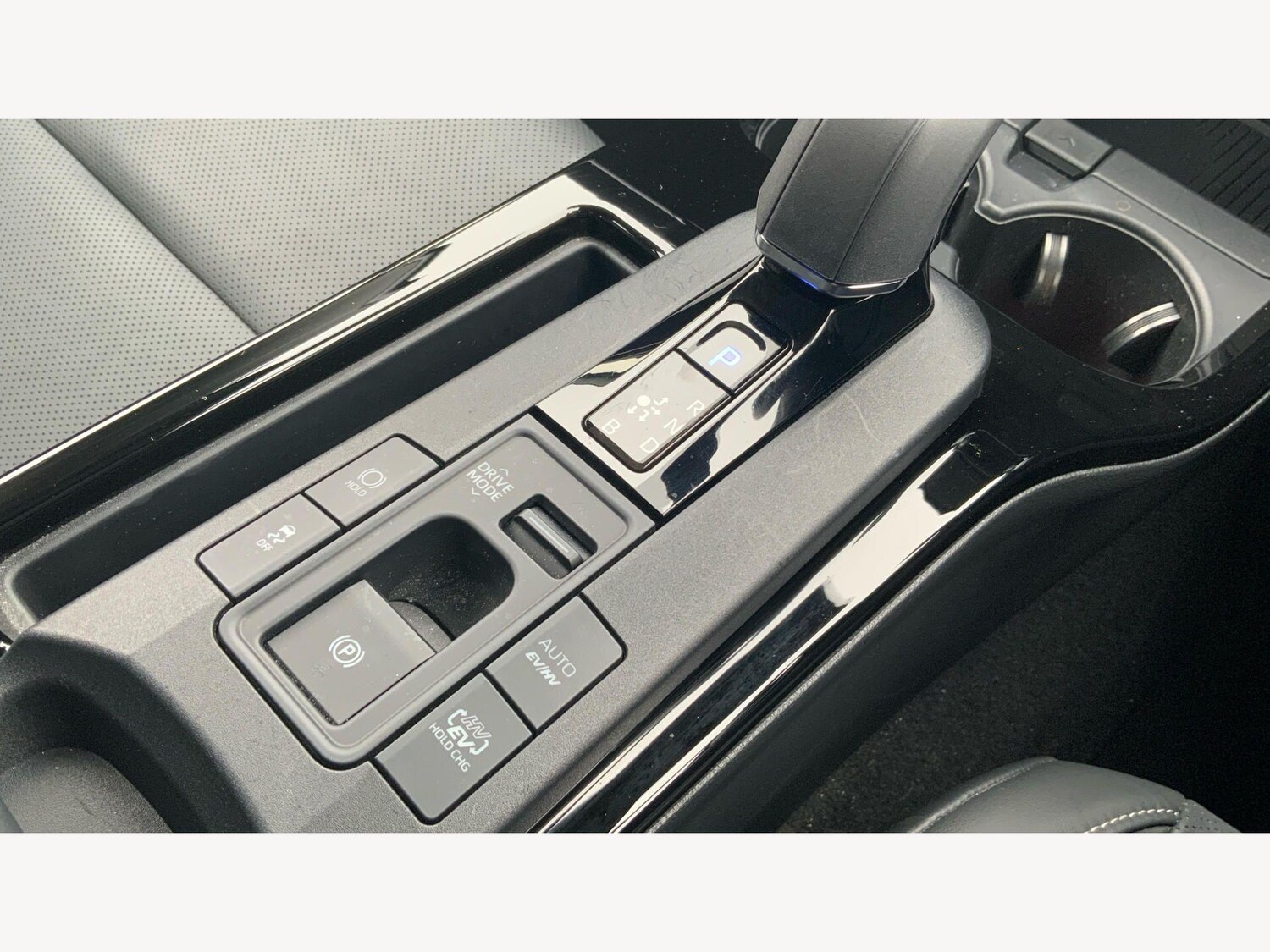 Used Toyota Prius 2024 for sale - 77768727: Photo 24