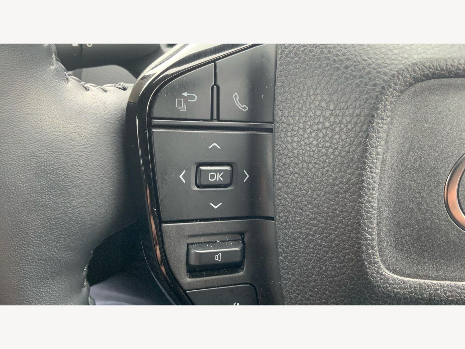 Used Toyota Prius 2024 for sale - 77768727: Photo 28