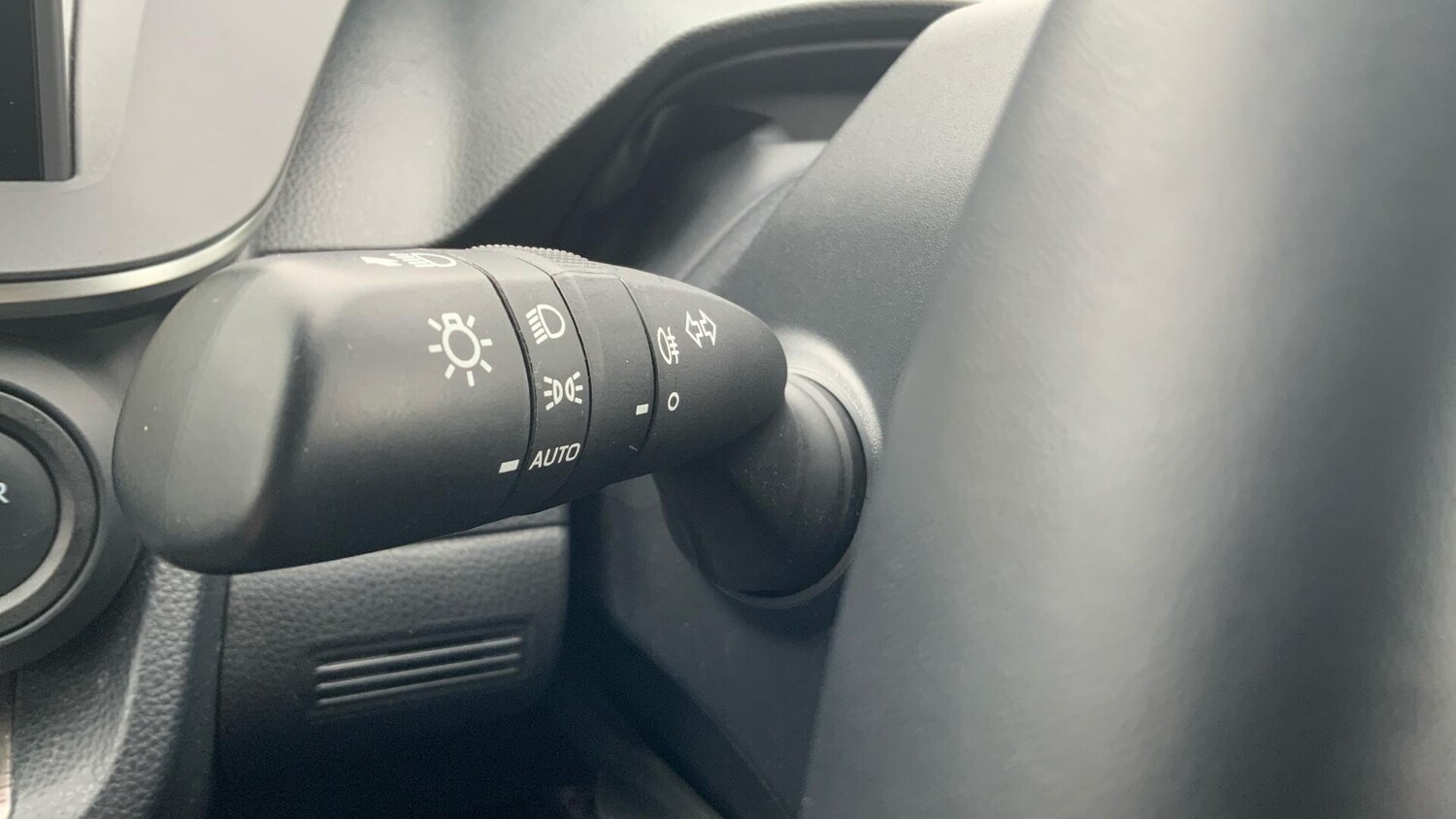 Used Toyota Prius 2024 for sale - 77768727: Photo 32