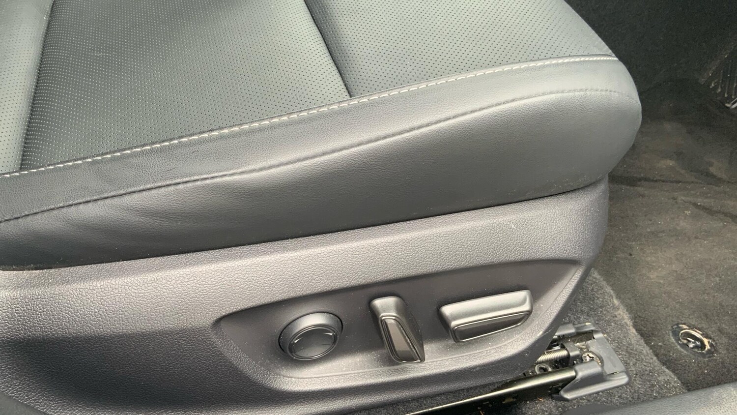 Used Toyota Prius 2024 for sale - 77768727: Photo 38