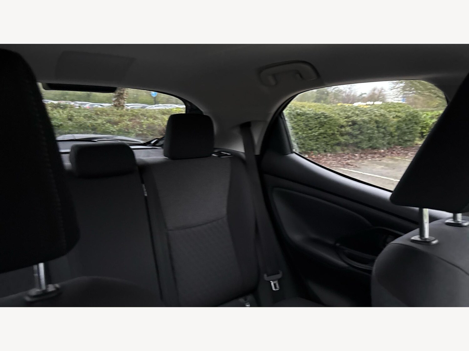 Used Toyota Yaris 2022 for sale - 77575188: Photo 23