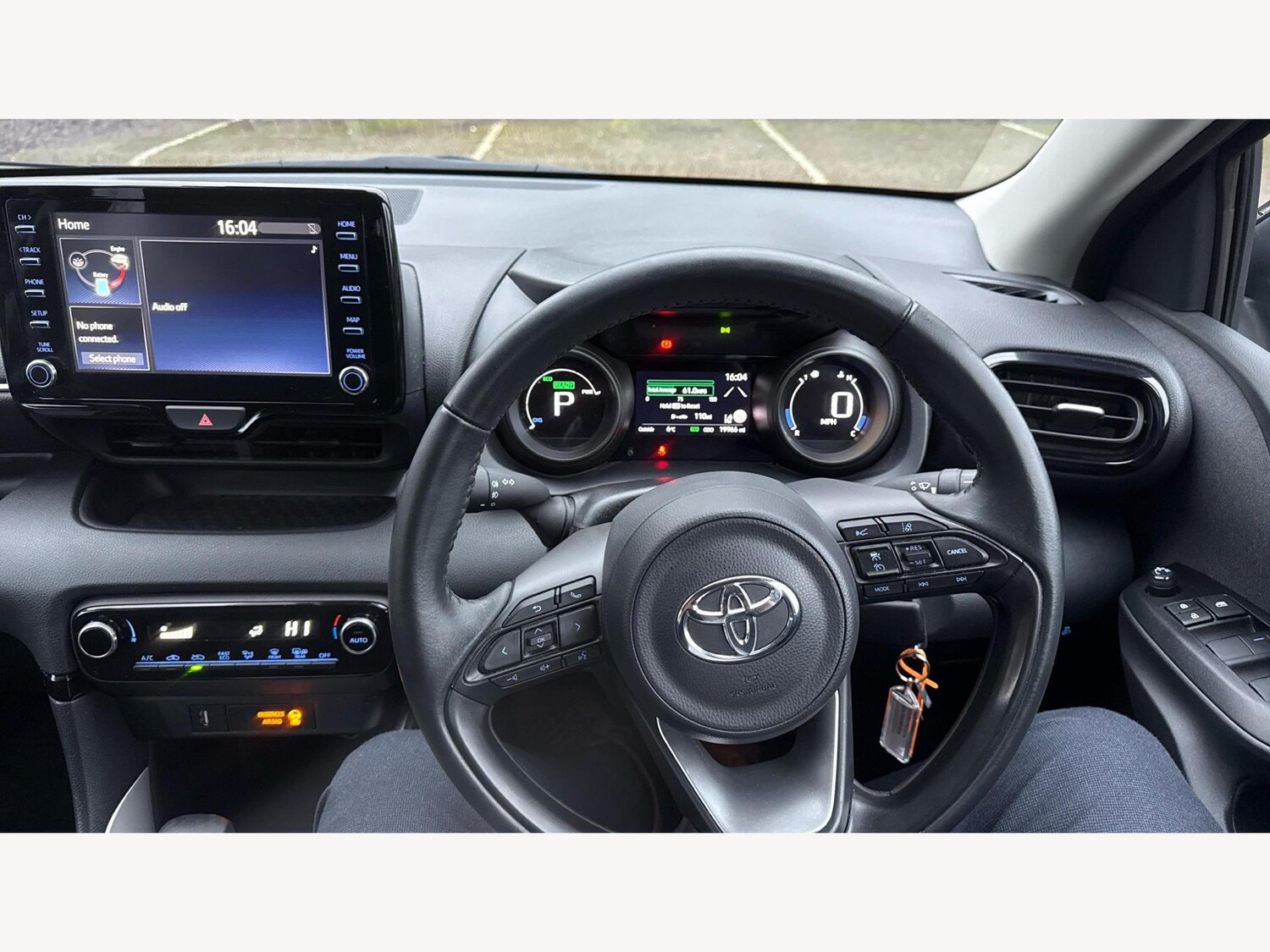 Used Toyota Yaris 2022 for sale - 77575188: Photo 8