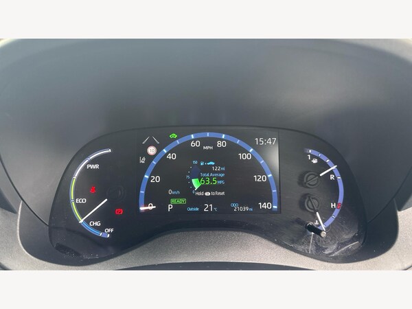 Used Toyota Yaris Cross 2022 for sale - 75327335: Photo 11