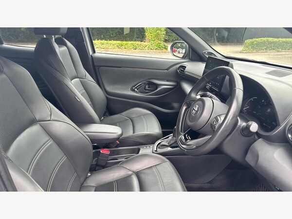Used Toyota Yaris Cross 2022 for sale - 75327335: Photo 13
