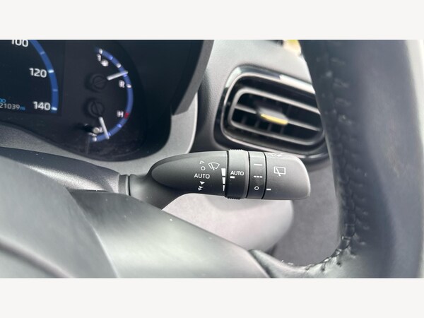 Used Toyota Yaris Cross 2022 for sale - 75327335: Photo 25