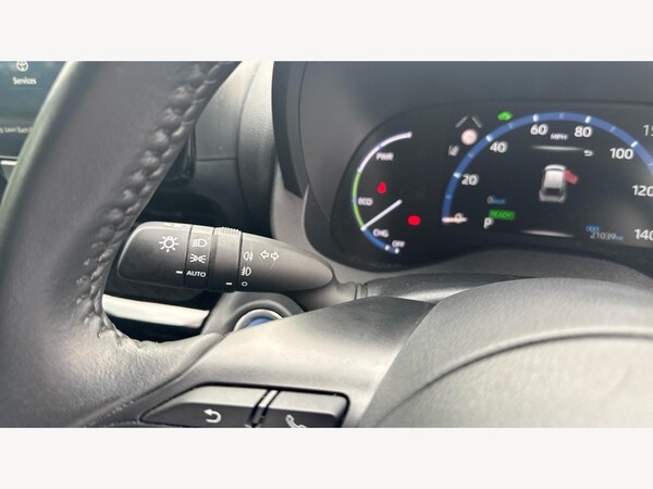 Used Toyota Yaris Cross 2022 for sale - 75327335: Photo 26