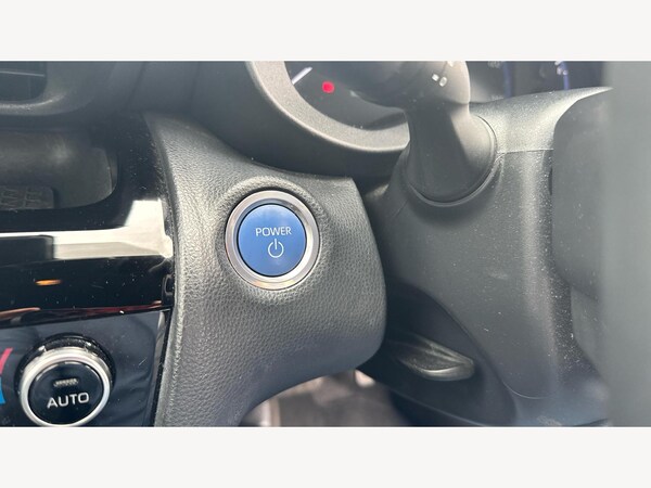 Used Toyota Yaris Cross 2022 for sale - 75327335: Photo 28