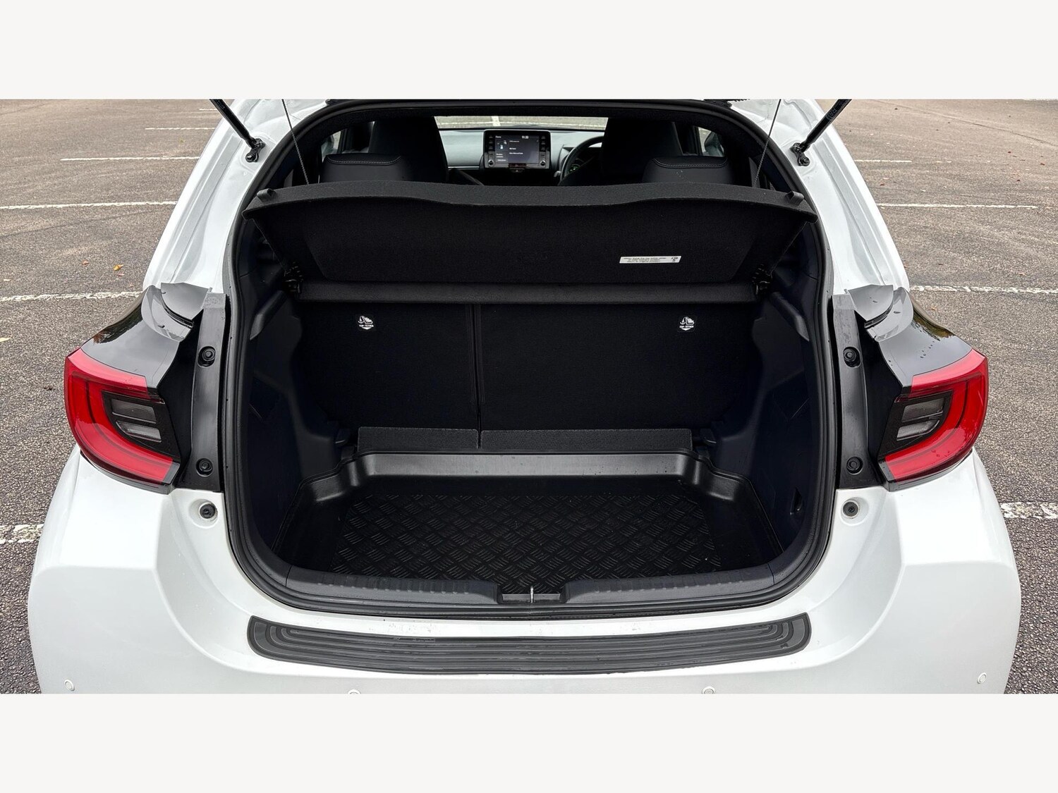 Used Toyota Yaris 2022 for sale - 76269990: Photo 16