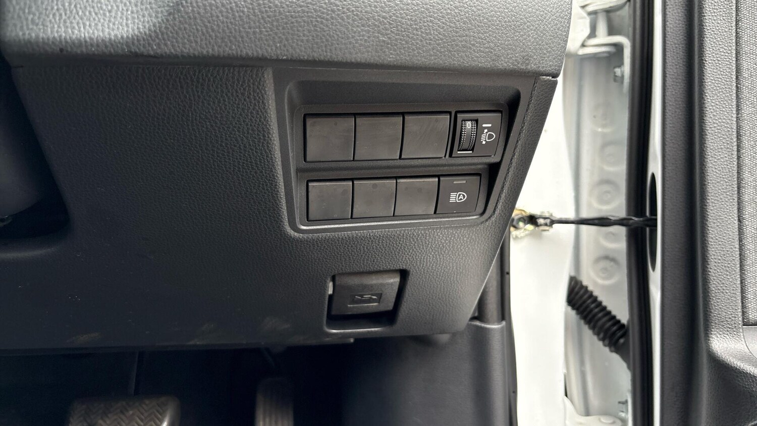 Used Toyota Yaris 2022 for sale - 76269990: Photo 36