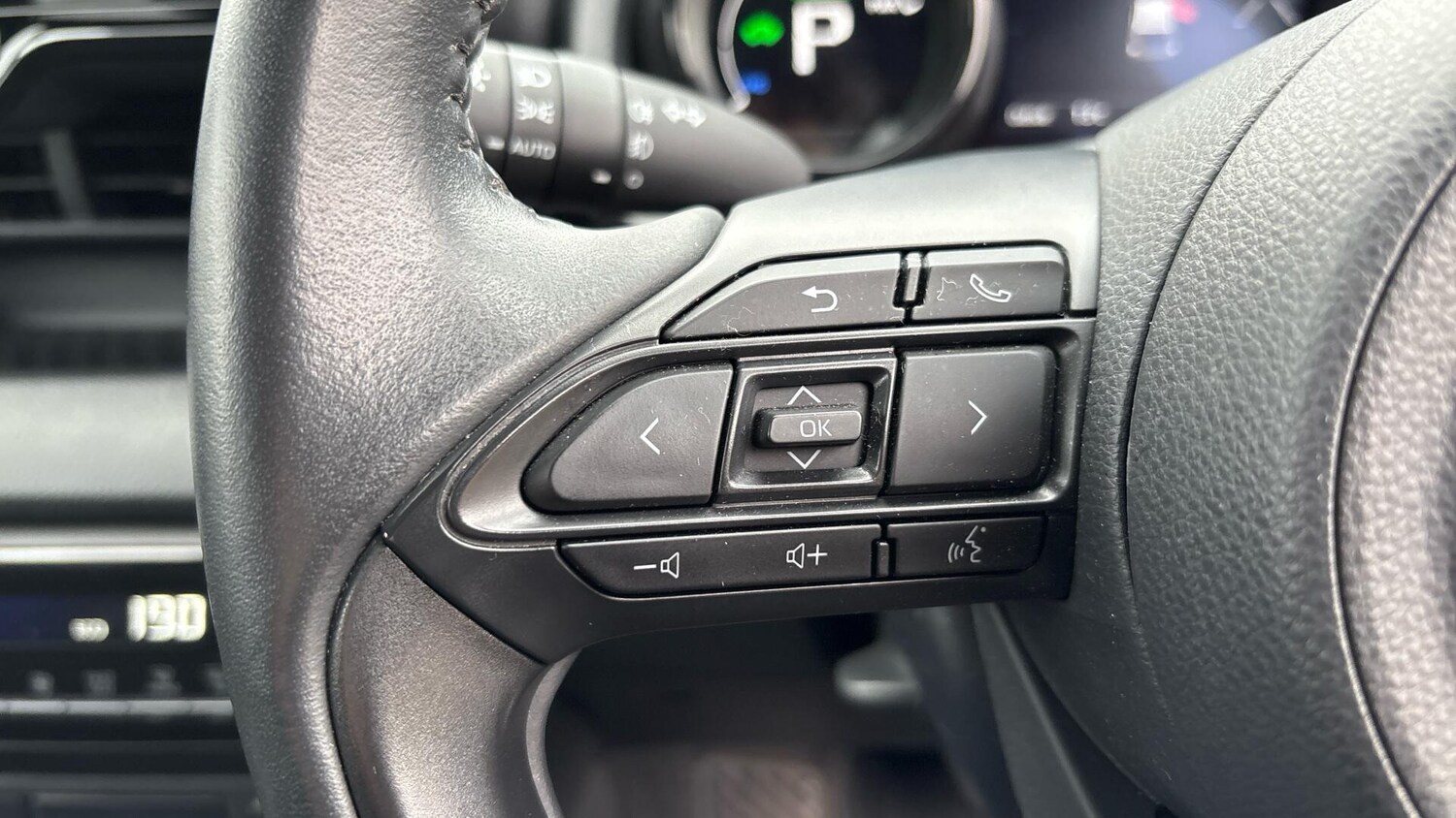 Used Toyota Yaris 2022 for sale - 76269990: Photo 41