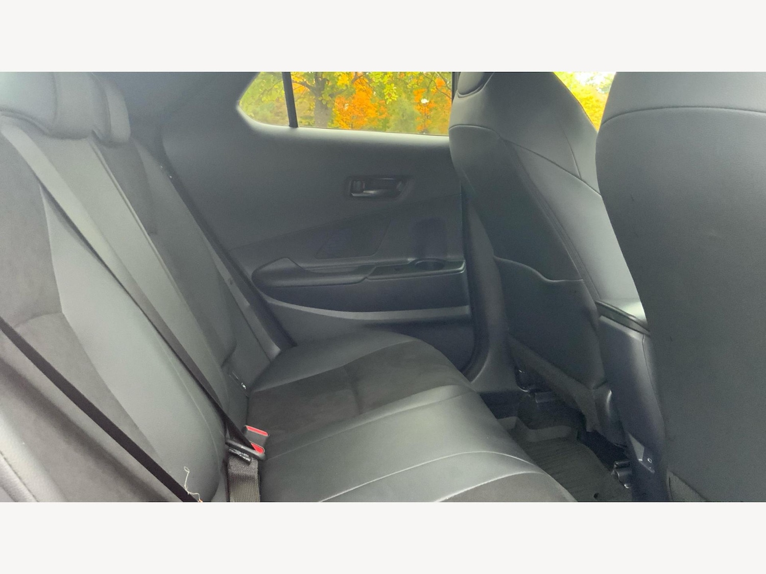 Used Toyota C-HR 2023 for sale - 77109910: Photo 14