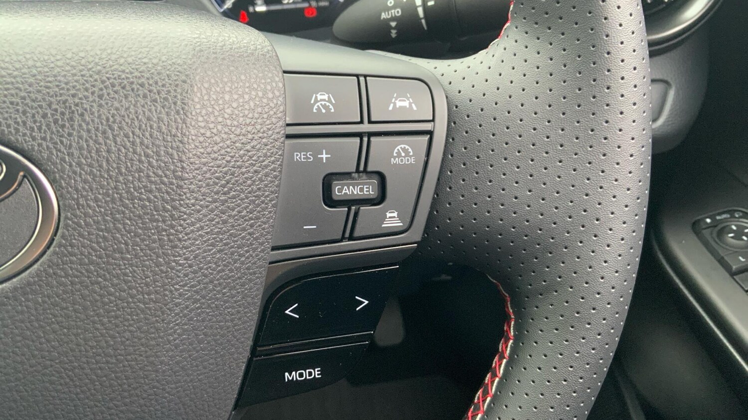 Used Toyota C-HR 2023 for sale - 77109910: Photo 42