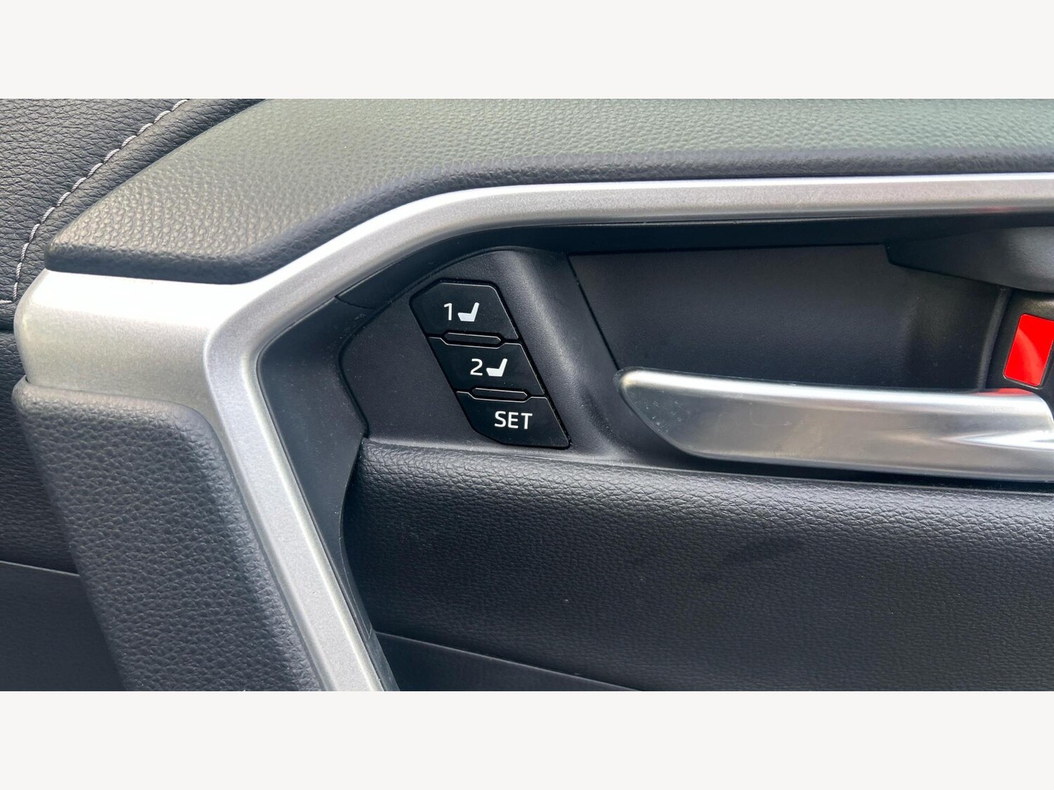 Used Toyota RAV4 for sale - 77175904: Photo 31