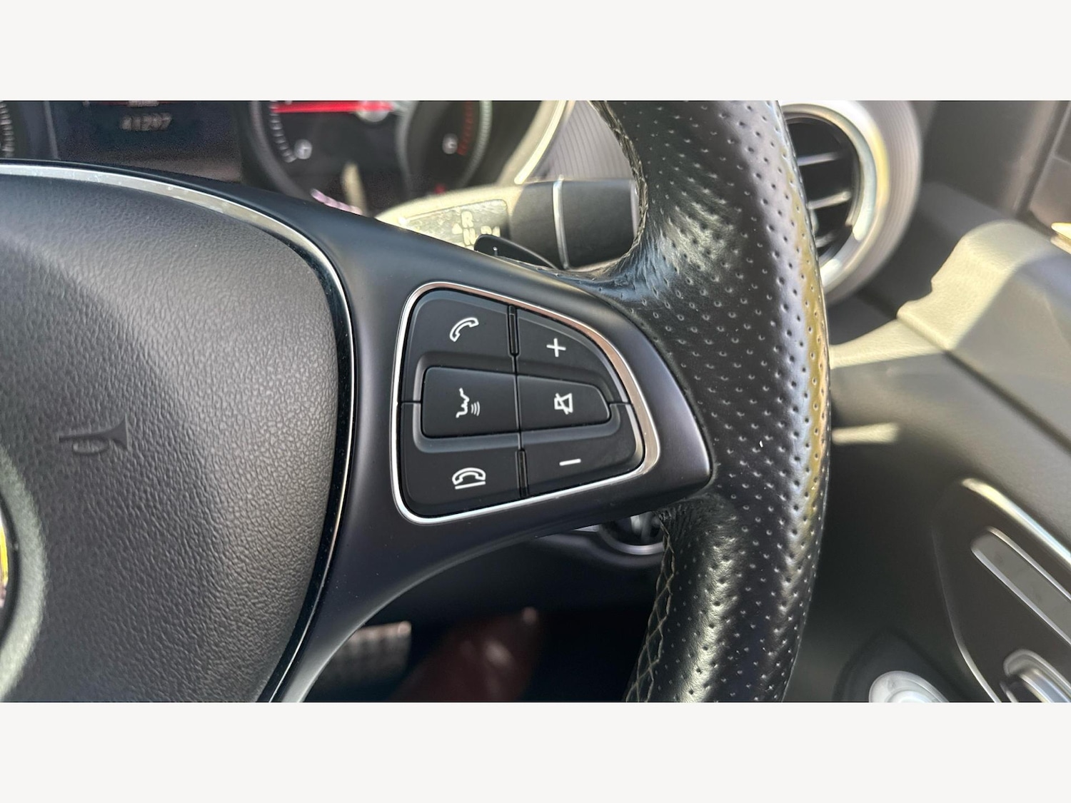 Used Mercedes-Benz V-Class 2017 for sale - 76041823: Photo 28