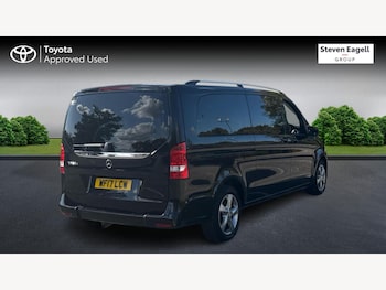 Used Mercedes-Benz V-Class 2017 for sale - 76041823: Photo 2