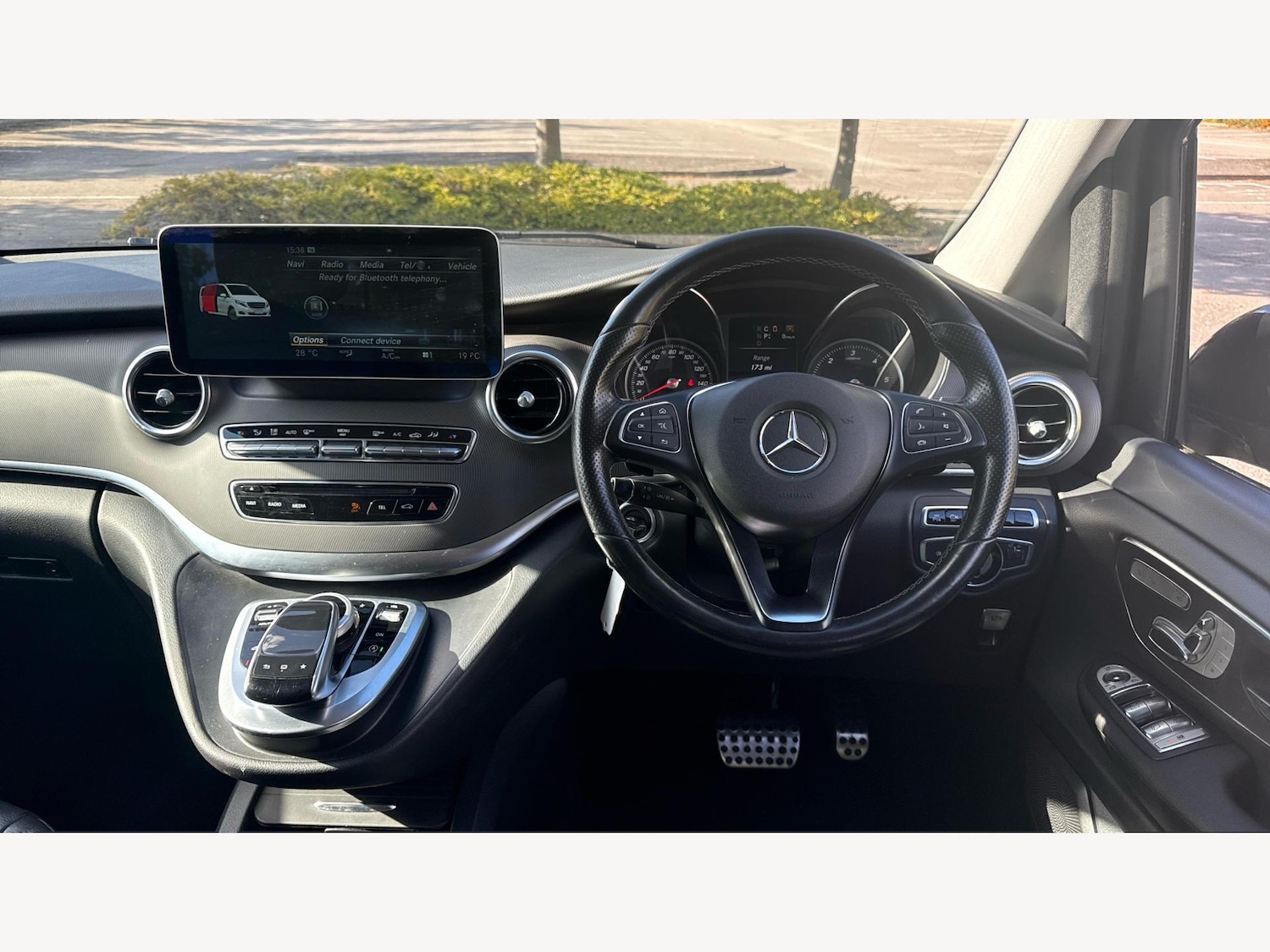 Used Mercedes-Benz V-Class 2017 for sale - 76041823: Photo 7