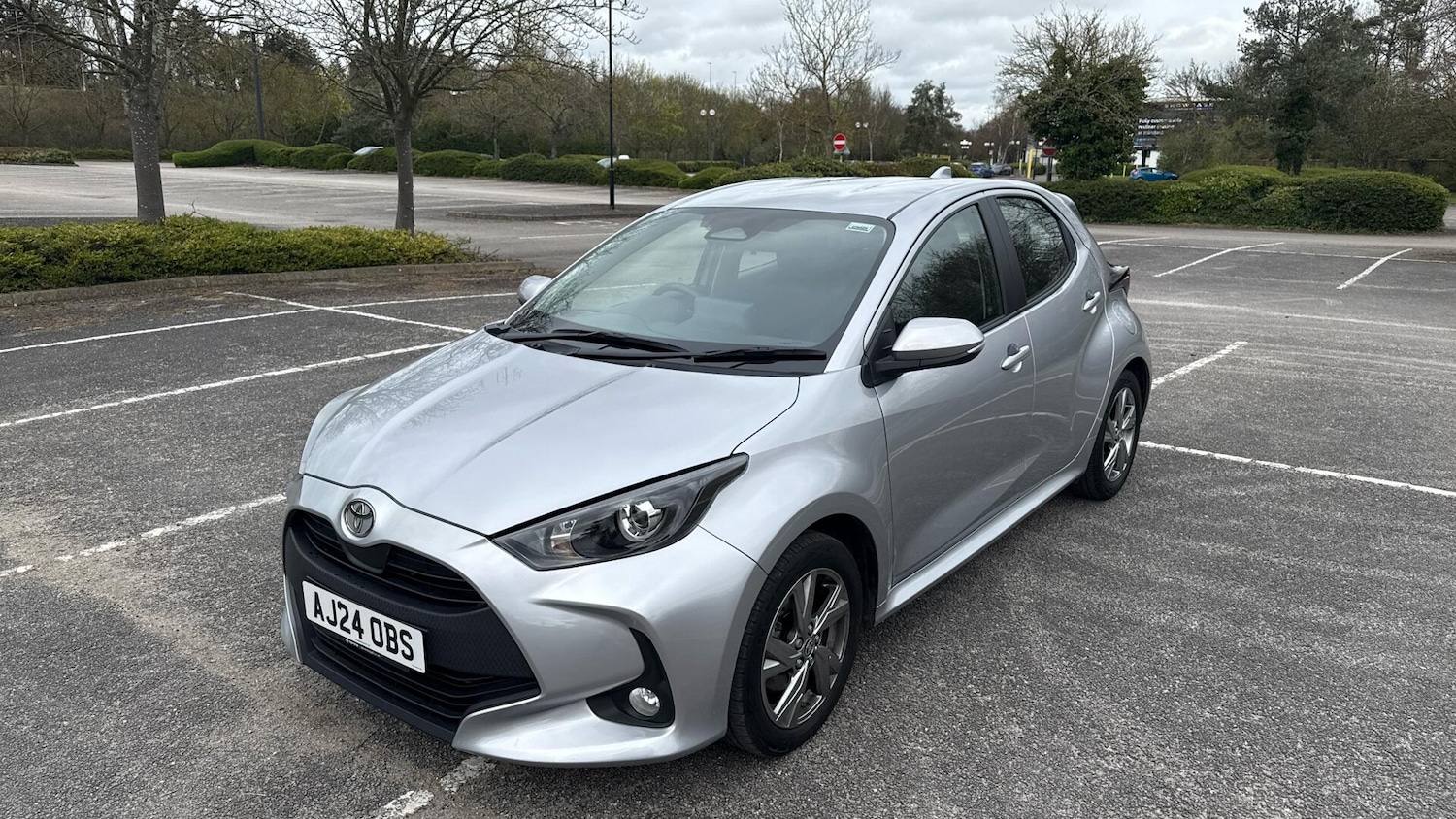 Used Toyota Yaris 2024 for sale - 78034116: Photo 41