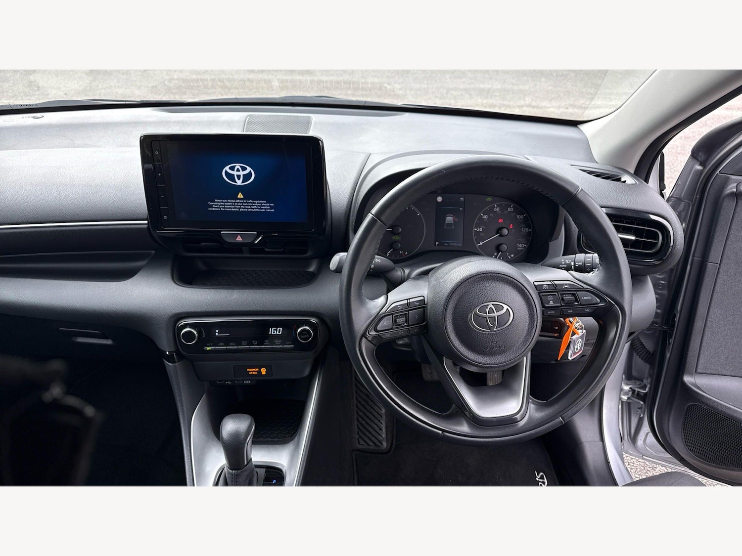 Used Toyota Yaris 2024 for sale - 78034116: Photo 7