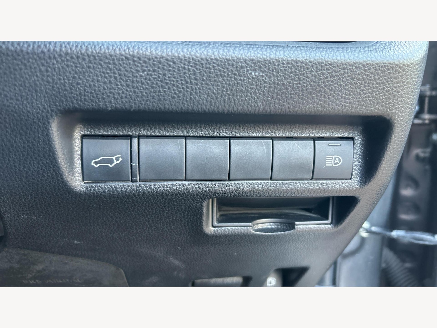 Used Toyota RAV4 2021 for sale - 77029467: Photo 27