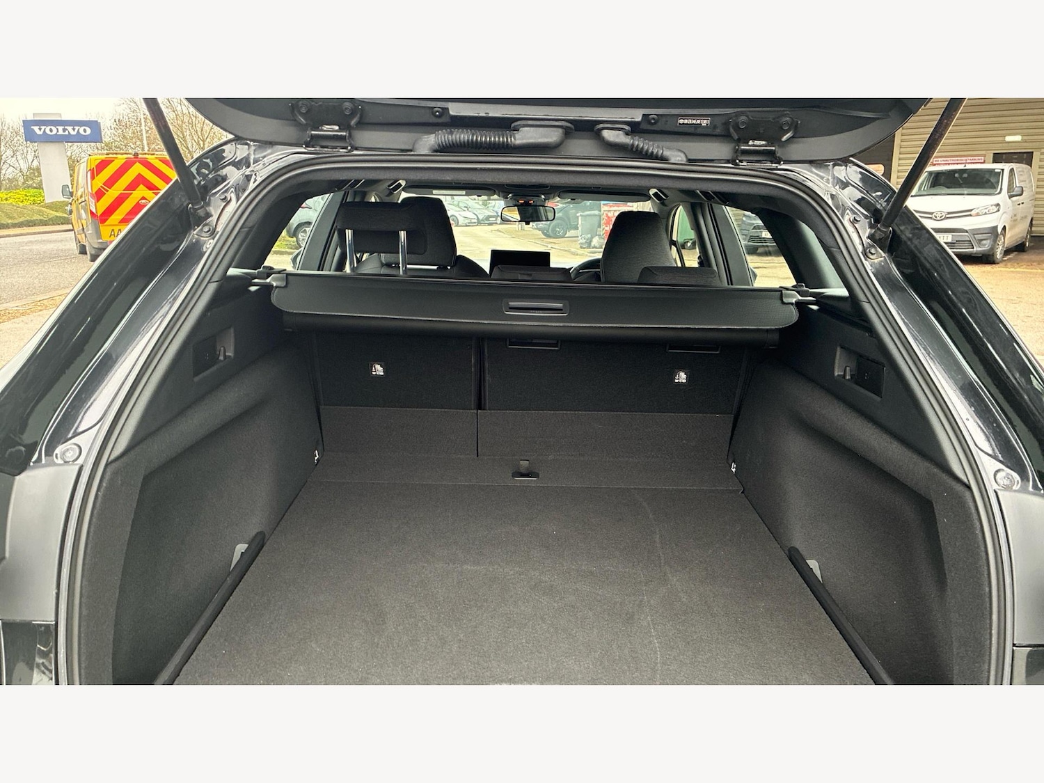 Used Toyota Corolla 2024 for sale - 76607096: Photo 16