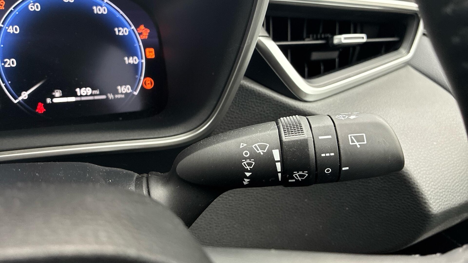 Used Toyota Corolla 2024 for sale - 76607096: Photo 33