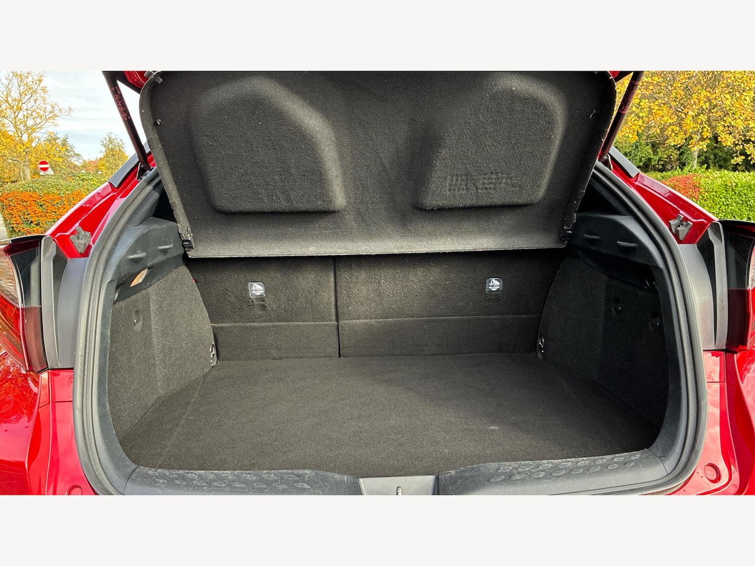 Used Toyota C-HR 2021 for sale - 76370167: Photo 16