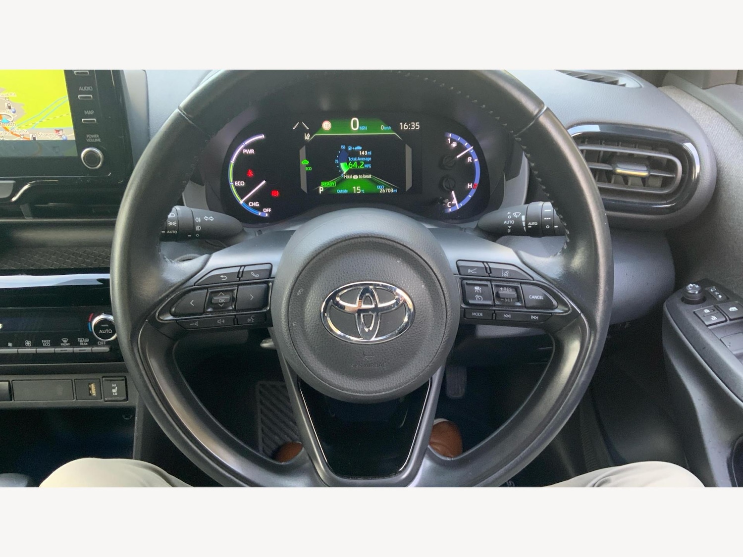 Used Toyota Yaris Cross 2022 for sale - 76425502: Photo 10