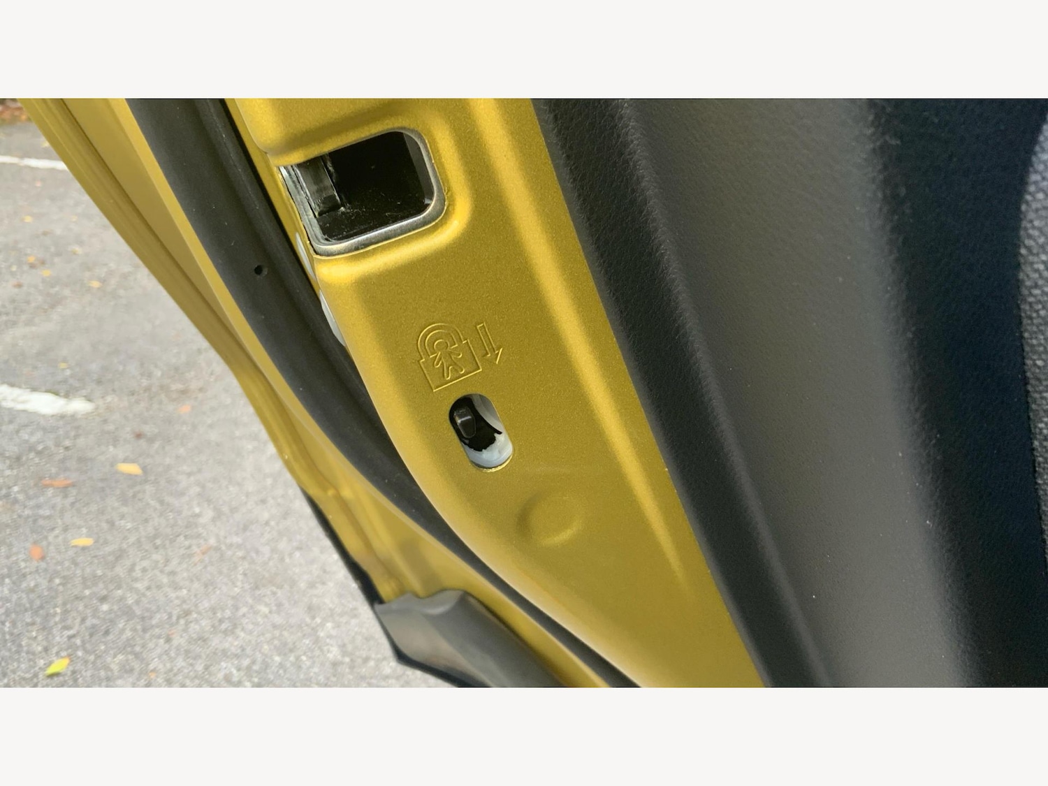 Used Toyota Yaris Cross 2022 for sale - 76425502: Photo 27