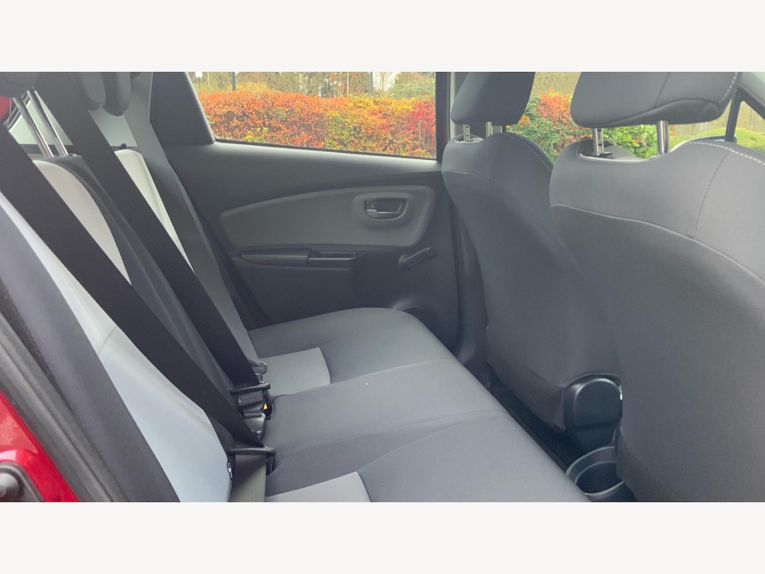 Used Toyota Yaris 2019 for sale - 76539035: Photo 14