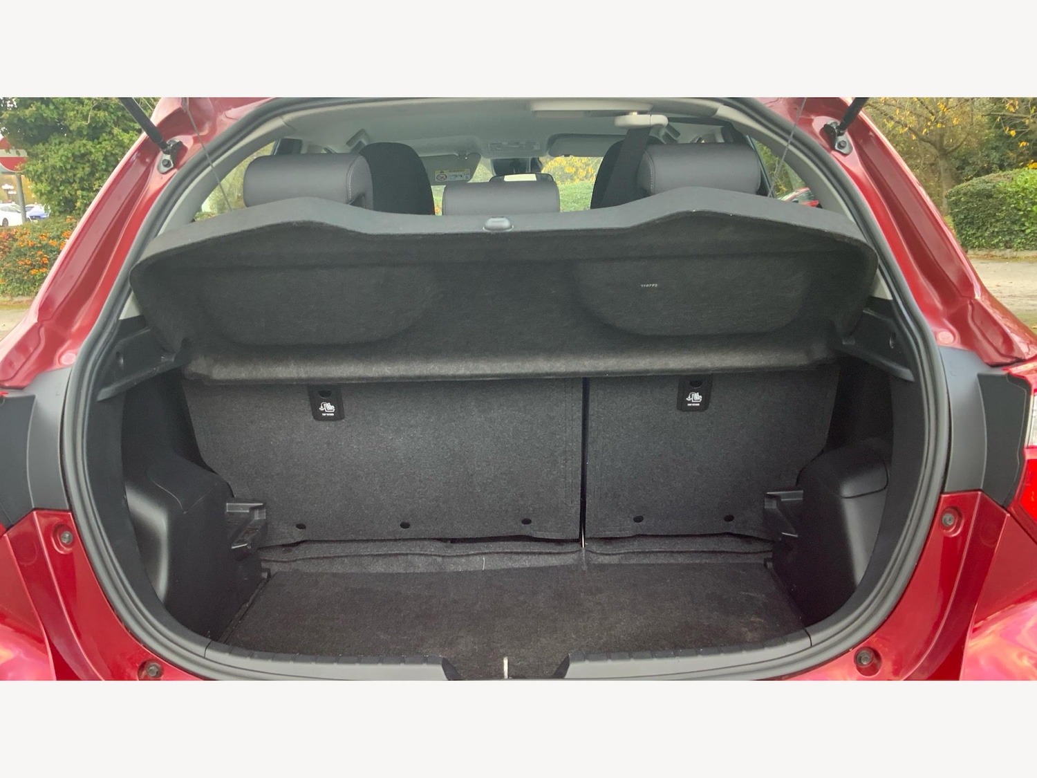 Used Toyota Yaris 2019 for sale - 76539035: Photo 16