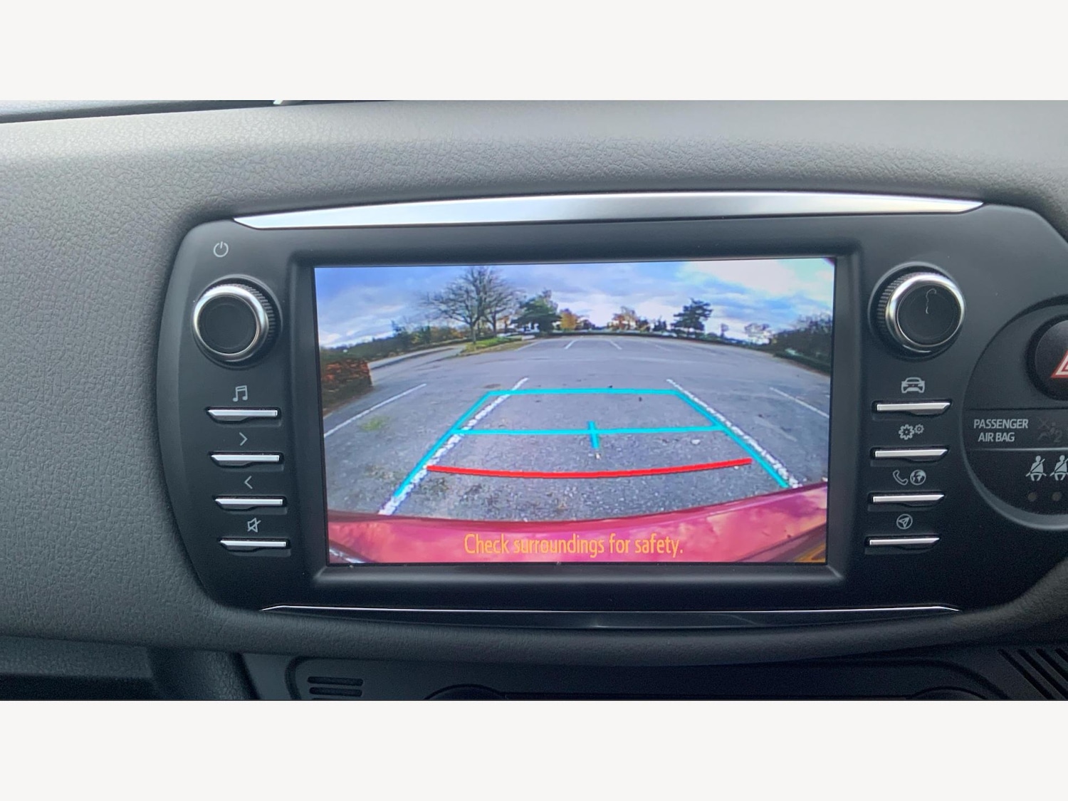 Used Toyota Yaris 2019 for sale - 76539035: Photo 28