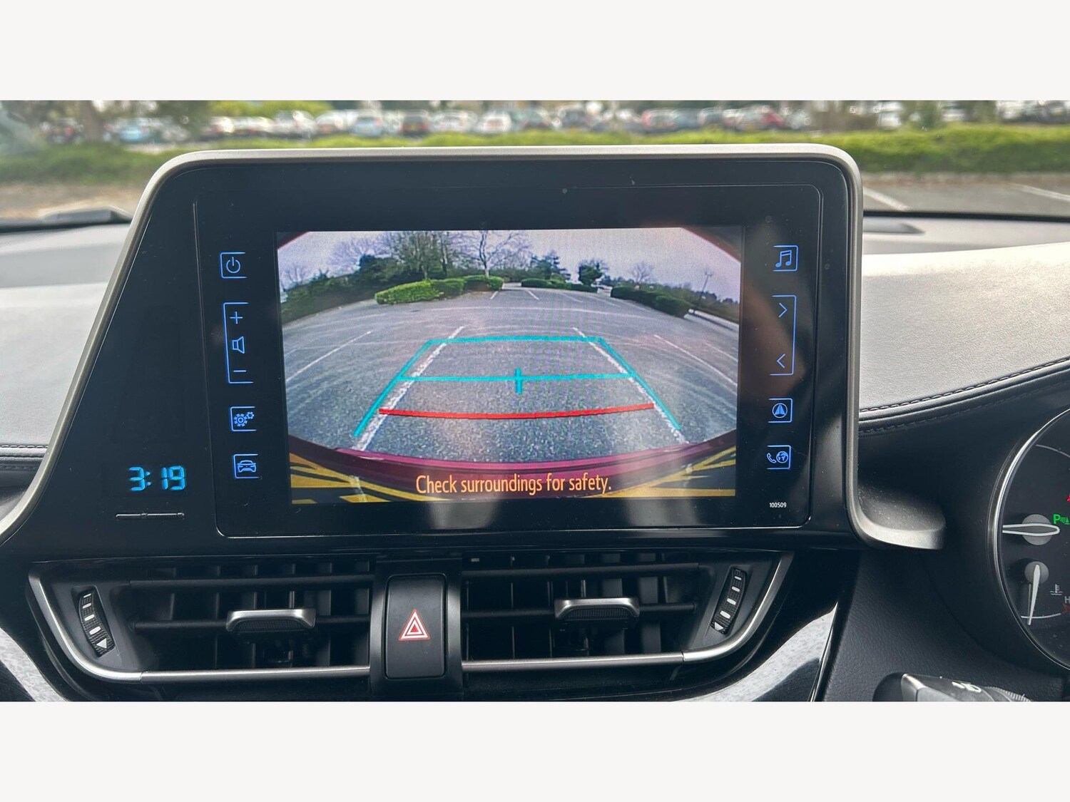 Used Toyota C-HR 2019 for sale - 78019607: Photo 31