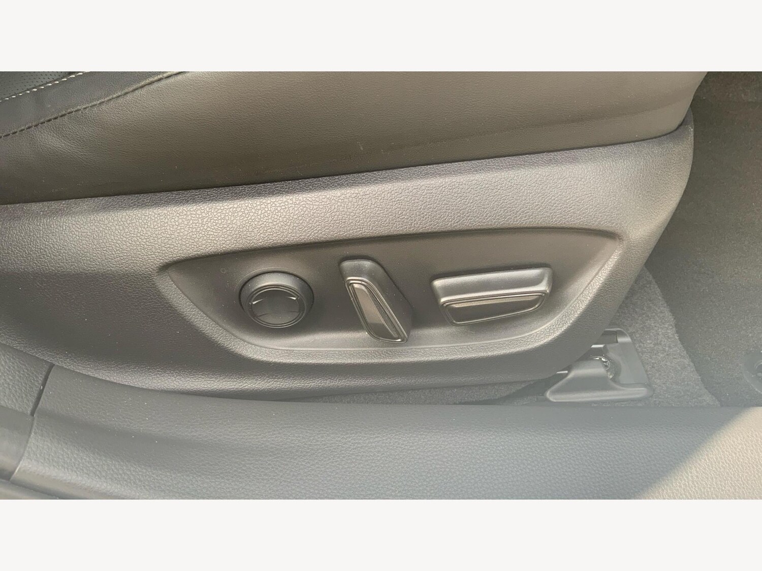 Used Toyota Prius 2025 for sale - 76527649: Photo 32