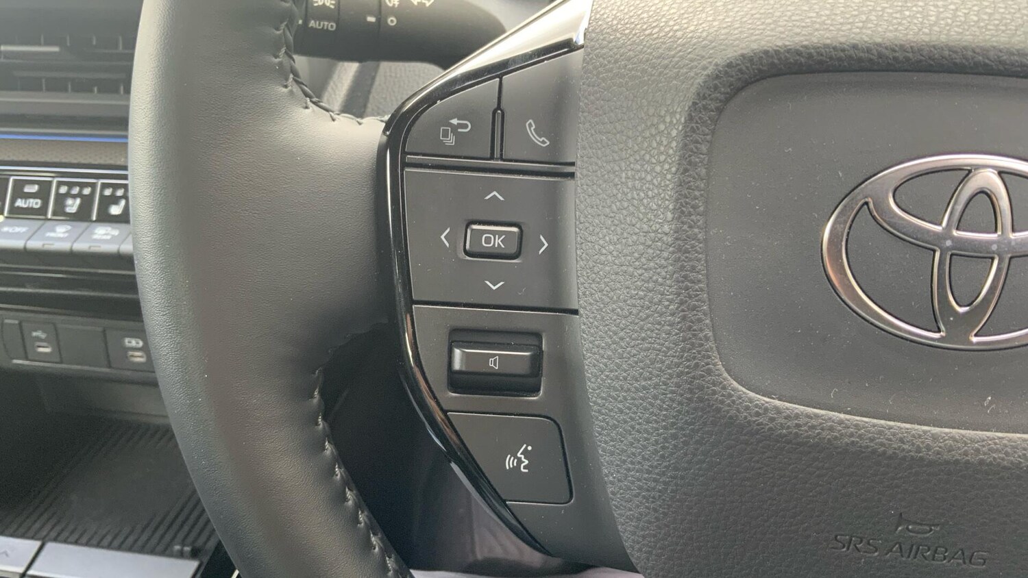 Used Toyota Prius 2025 for sale - 76527649: Photo 39