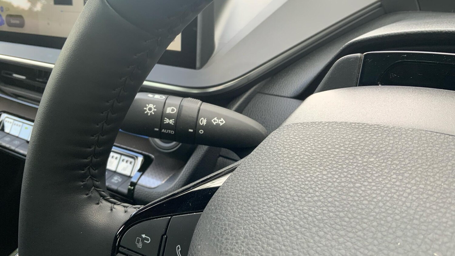 Used Toyota Prius 2025 for sale - 76527649: Photo 41