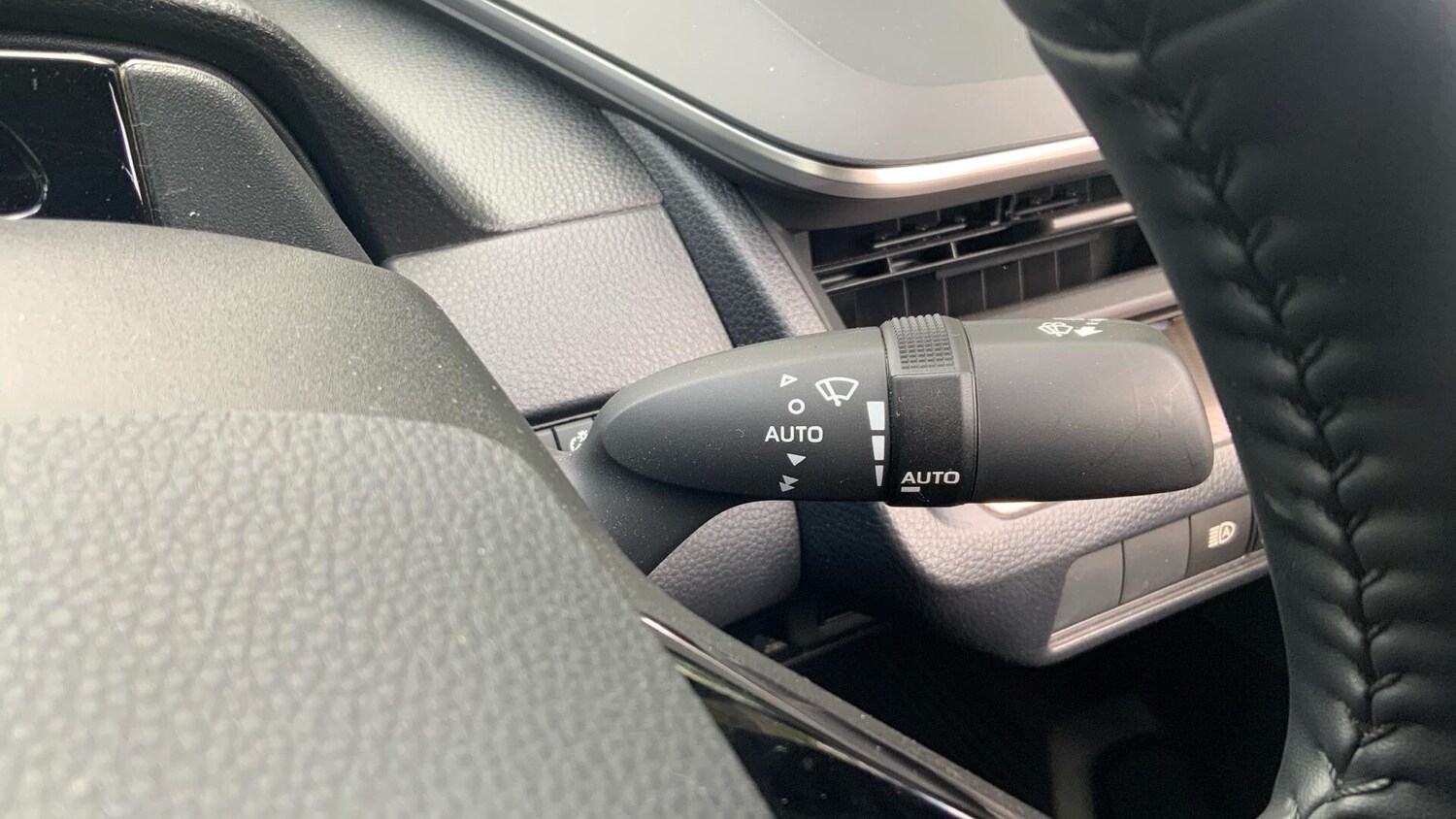 Used Toyota Prius 2025 for sale - 76527649: Photo 42